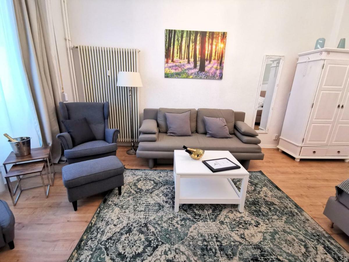 Kvh By Rockchair Apartments L Superhost Status L Boxspringbett Am Schloss Charlottenburg Welcomes You! Berlín Exterior foto